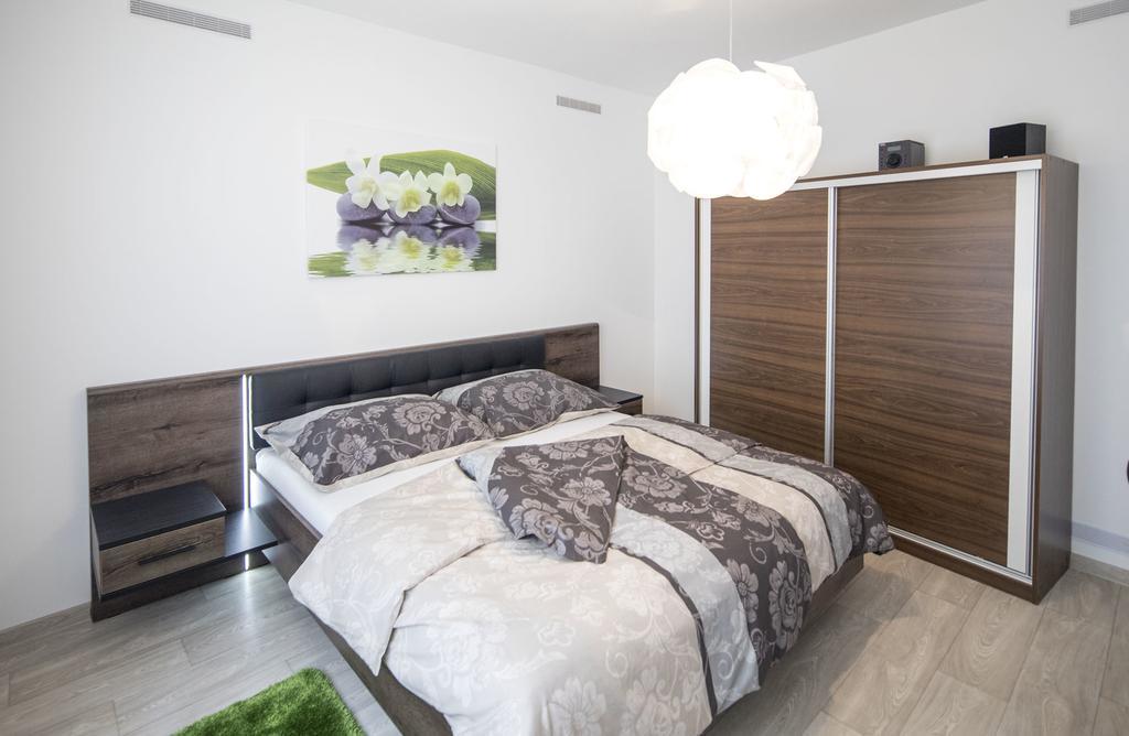 Apartman Dolni Namesti Olomouc Exterior foto